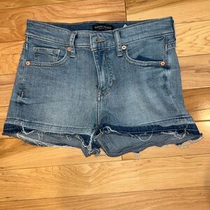 Mid rise banana republic jean short
